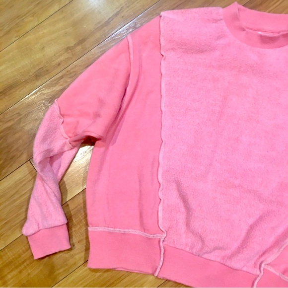 BDG Buckle fleece two tone Barbie bubble gum color pink sweatshirt top s… - Picture 7 of 9